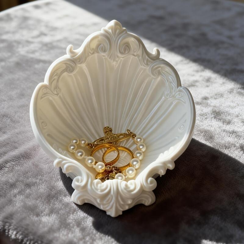 Vintage Shell Shaped Embossed  - Jewelry Making Desk 评论和价格