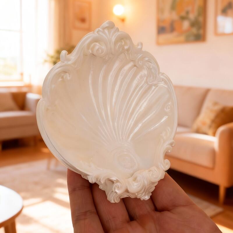 Vintage Shell Shaped Embossed  - Jewelry Making Desk 评论和价格