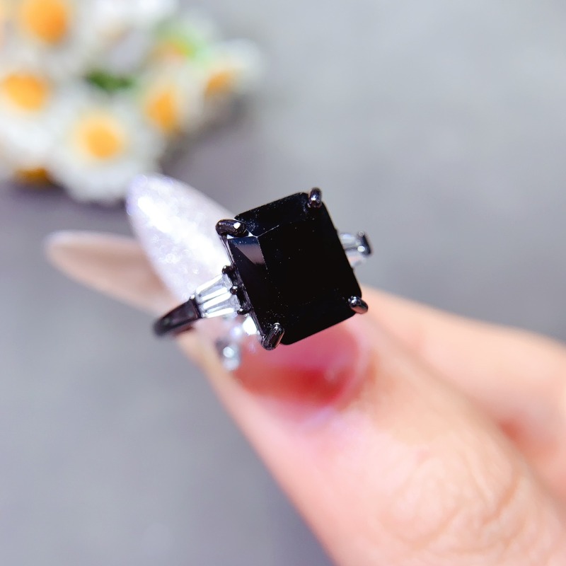 Natual Rectangle Black Spinel  - Jewelry Making University 评论和价格