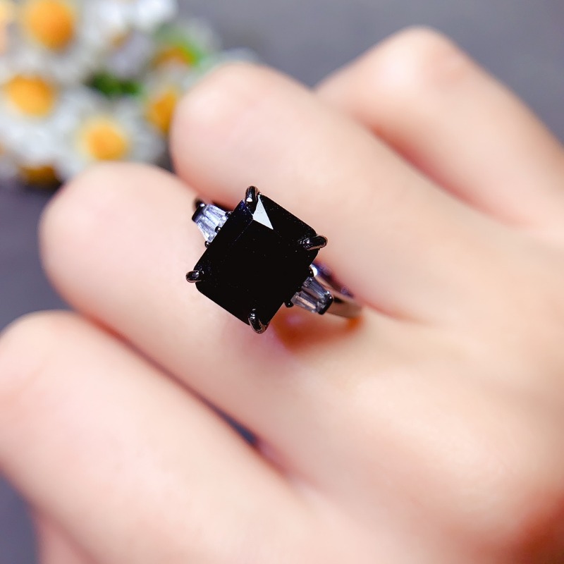 Natual Rectangle Black Spinel  - Jewelry Making University 评论和价格